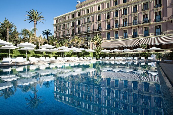 Riviera Royal Hotel pool